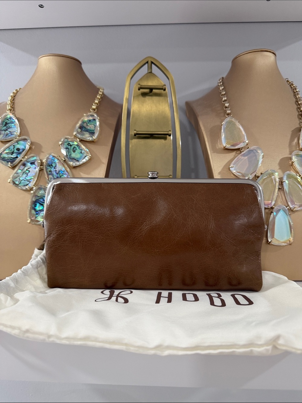 Hobo Lauren Clutch Wallet - New - Mink